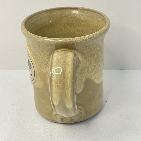 Deneen Pottery 2019 Farmhouse Beige Tan Coffee Mug Spoon - Picture 4 of 7